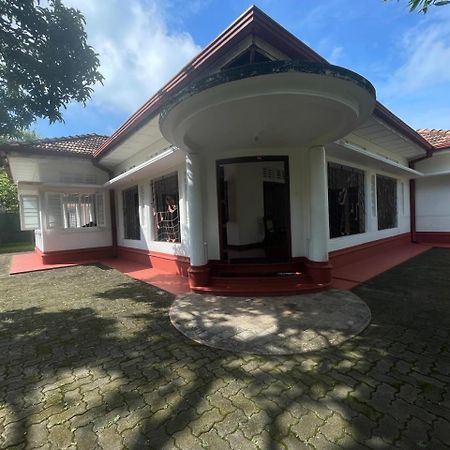 Aspire Leisure Home Ambalangoda  Exterior photo
