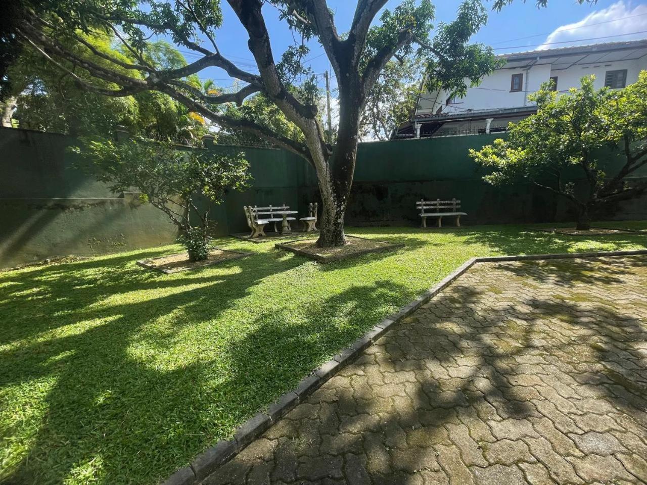 Aspire Leisure Home Ambalangoda  Exterior photo